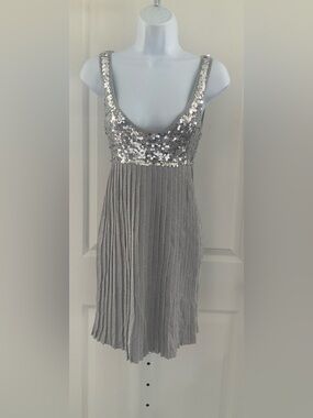 Bebe Sequined Pleated Metallic Dress.
Size XS.
